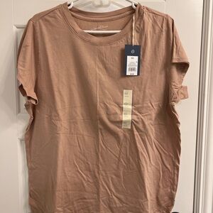 NWT Universal Standard Women's Tan Short Sleeve Tee